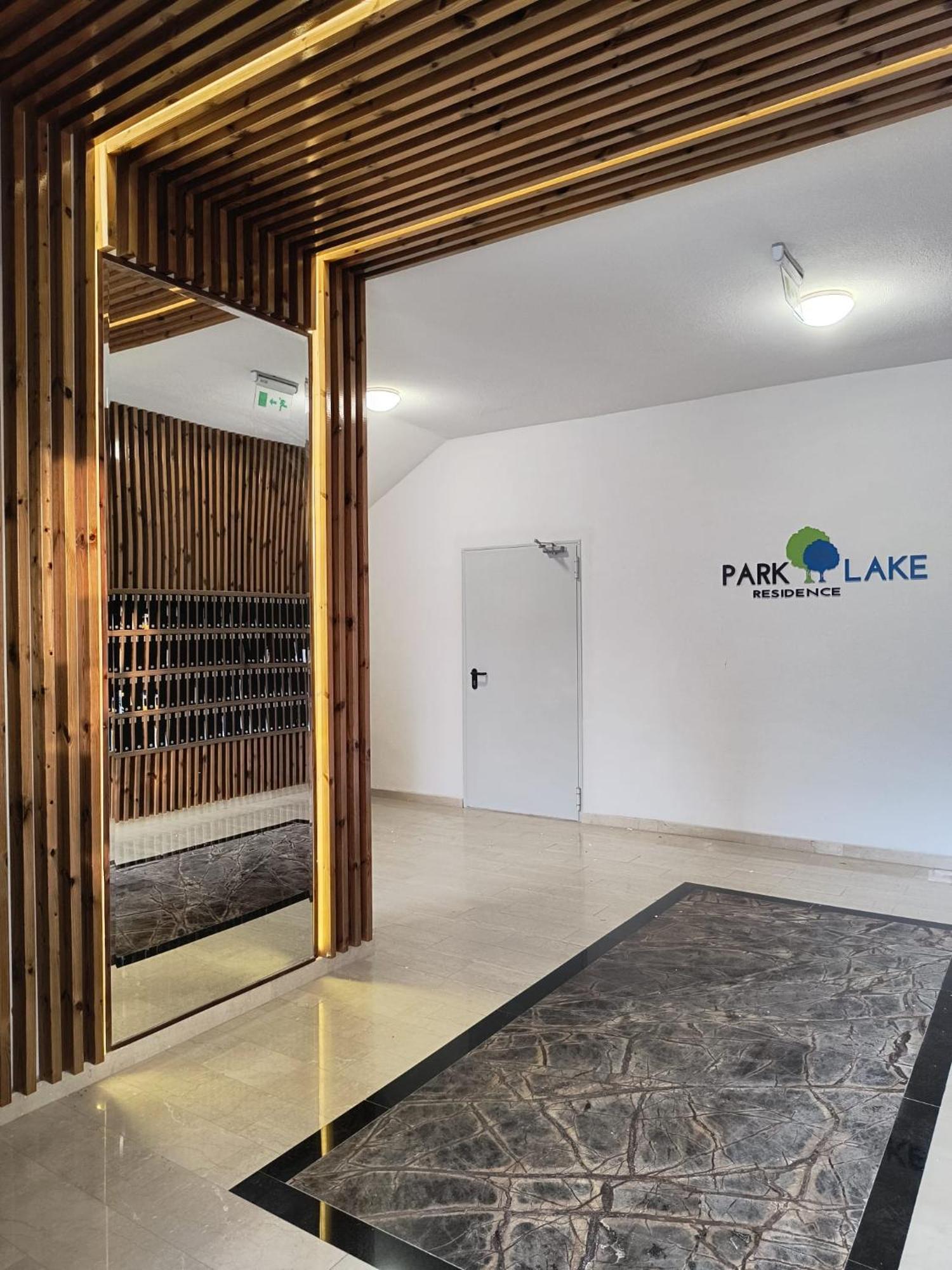Apartment Park Lake คลูจ-นาโปกา ภายนอก รูปภาพ
